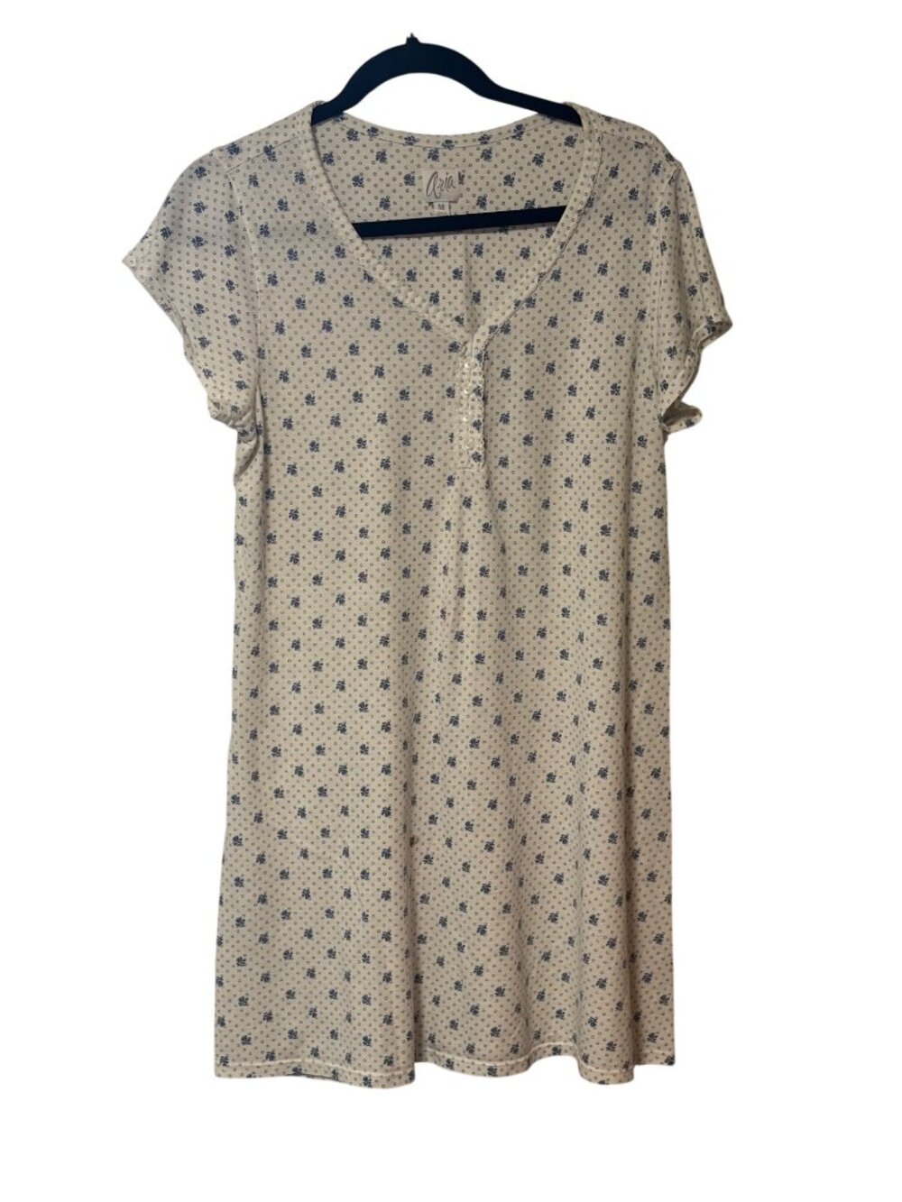 Aria Womens Size Medium Short sleeve Nightgown Sleep Shirt Short Sleeve white Bl